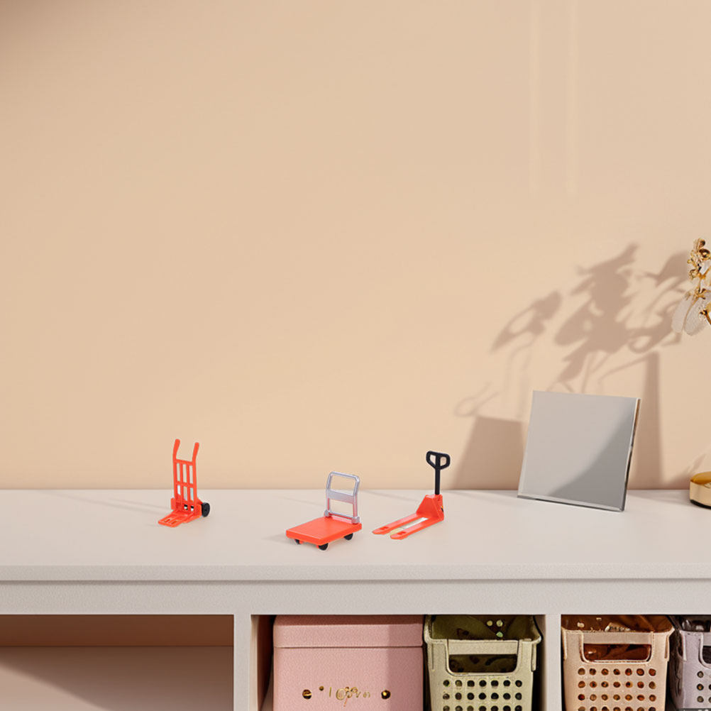 6個入り ミニチュア建設セット。子供向けの交通路標、道路バリ - Kid Educational のレビューと価格